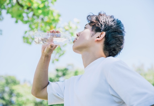 水の鮮度低下を抑制